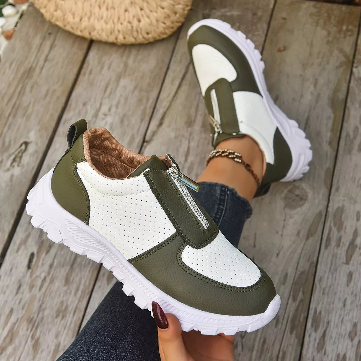 16ea958fd42142c5a1d14c2d1b6cd6c4-Max-Origin