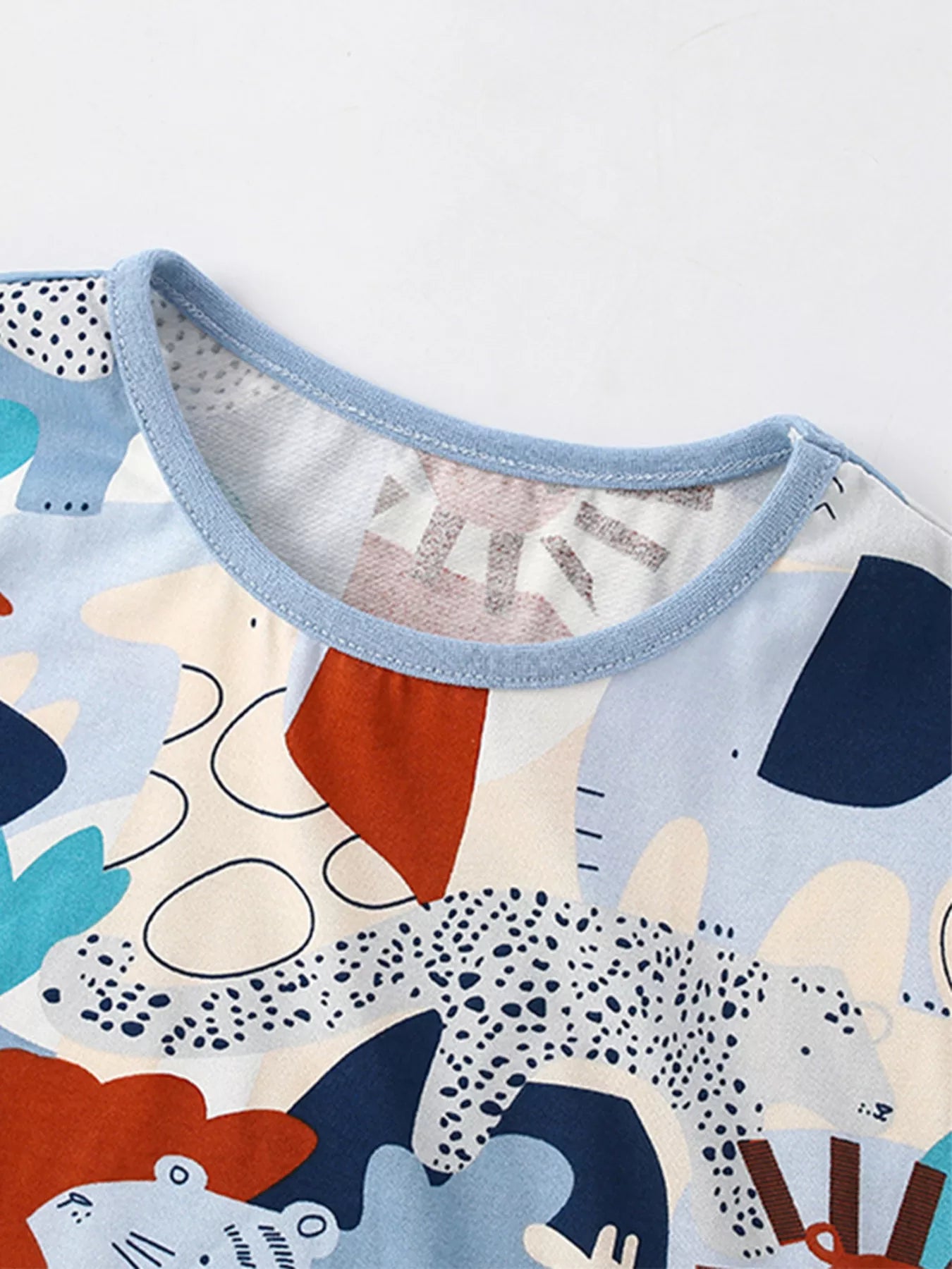 b9954cd551bb4a3ab0bc0b181ce805f1-Max-Origin